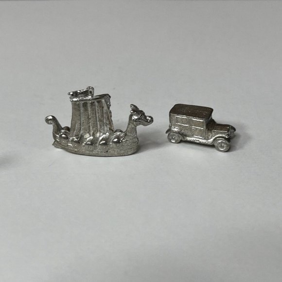 Millenniumopoly Millennium Monopoly Board Game Late for the Sky Complete - Picture 13 of 15